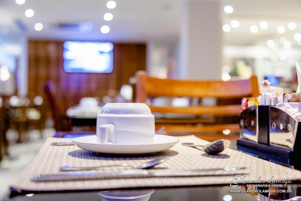 Capri Hotel Duque de Caxias Eksteriør billede